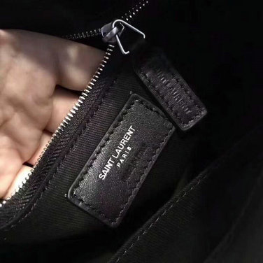 2017 Saint Laurent Baby Sac De Jour Duffle Bag in Black Shiny Leather - Click Image to Close