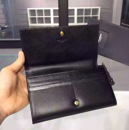 2015 New Saint Laurent Bag Cheap Sale-YSL Color Matching Wallet in Black Calfskin And Cherry Patent Leather - Click Image to Close