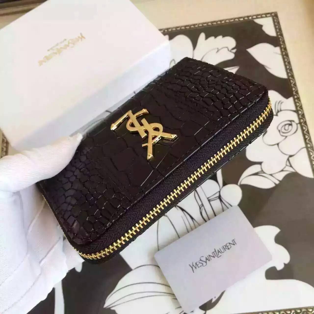 YSL Spring 2016 Collection Outlet-Saint Laurent Small Monogram Zip Around Wallet in Black Crocodile Embossed Leather - Click Image to Close