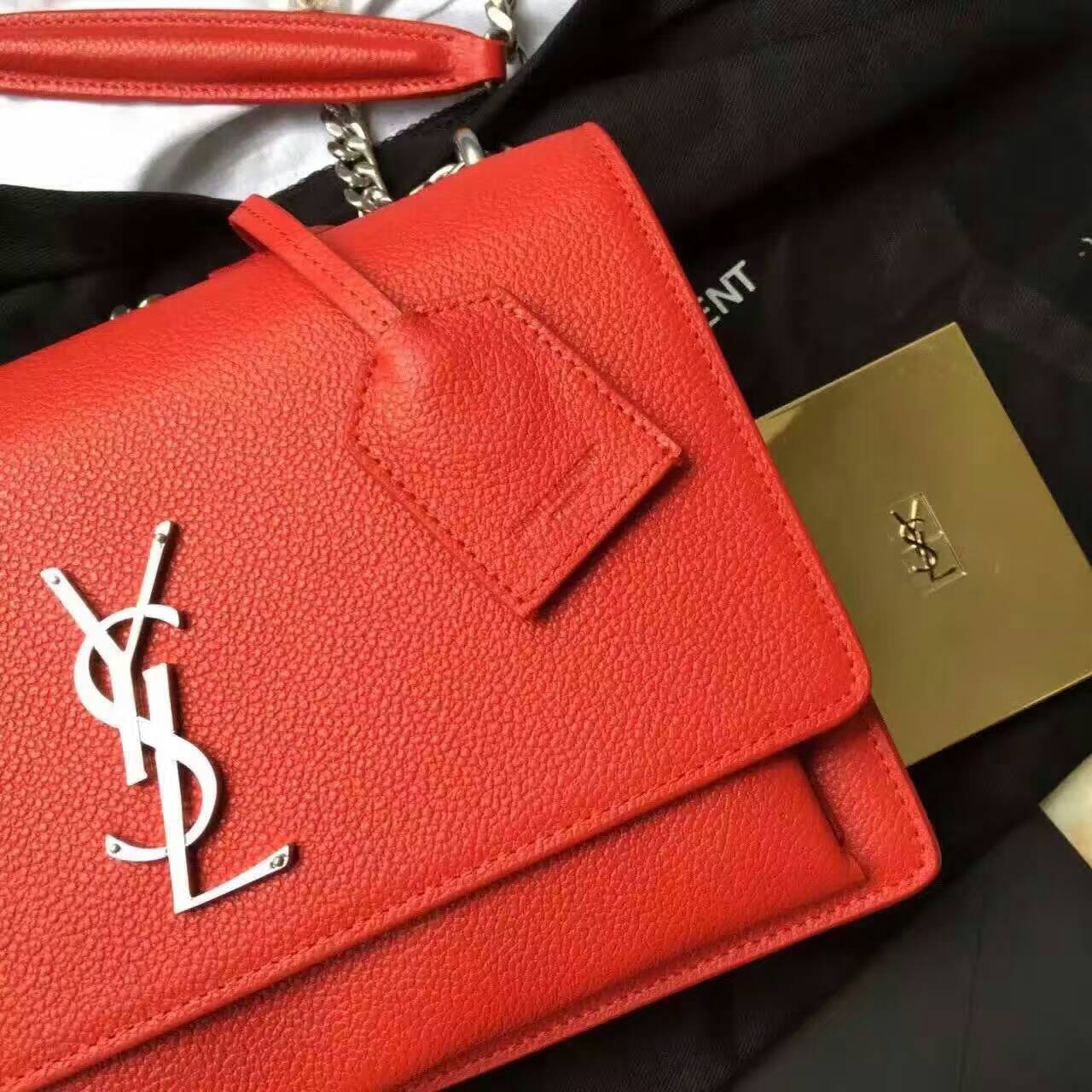 Limited Edition!2016 Saint Laurent Bags Cheap Sale-Saint Laurent Medium Sunset Monogram Bag in Red Grained Leather - Click Image to Close