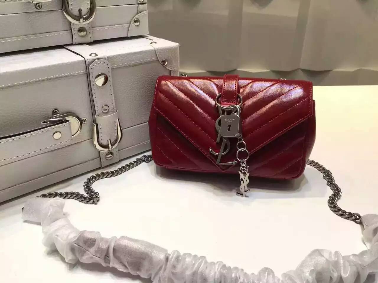 S/S 2016 Saint Laurent Bags Cheap Sale-Saint Laurent Classic Baby Monogram Chain Bag in Red Shiny Matelasse Leather with Silver "YSL"