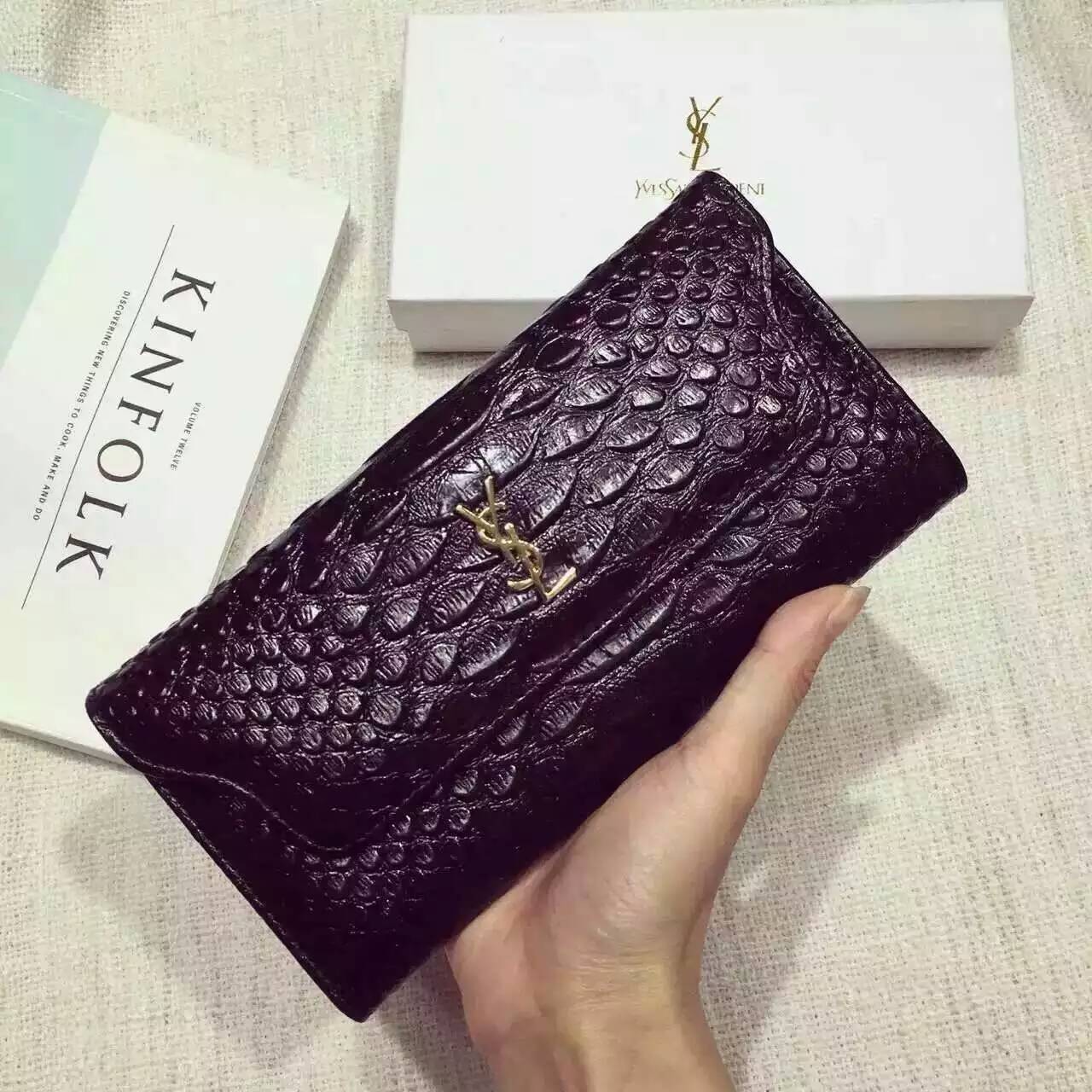 Limited Edition!2016 New Saint Laurent Small Leather Goods Cheap Sale-Saint Laurent Clutch in Black Python Embossed Leather - Click Image to Close