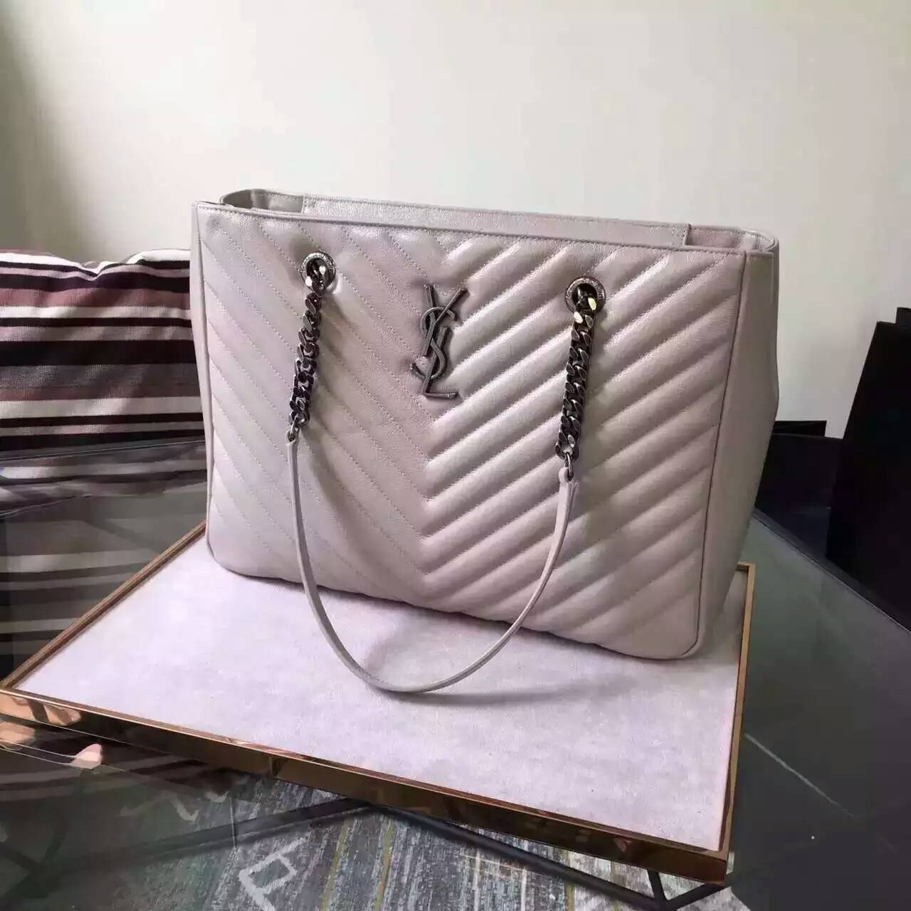 New Arrival!2016 Cheap YSL Out Sale with Free Shipping-Saint Laurent Classic Monogram Shopping Bag in Dove White MATELASSÉ Leather