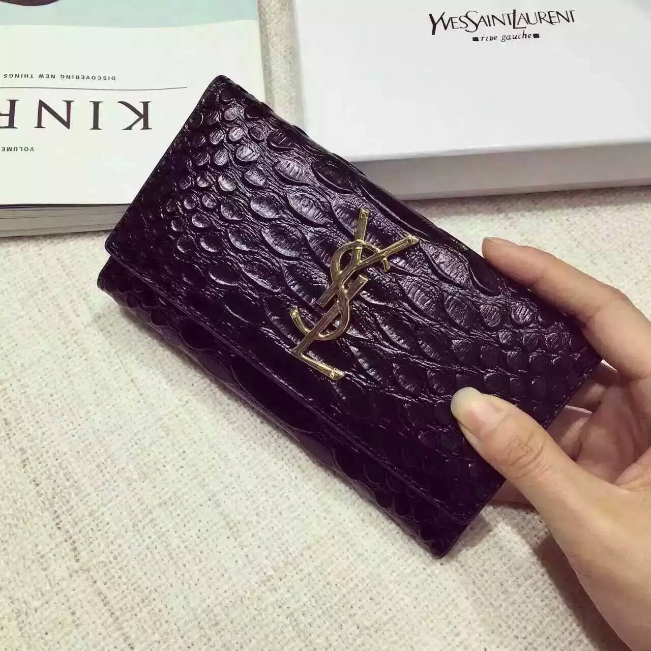 Limited Edition!2016 New Saint Laurent Small Leather Goods Cheap Sale-Saint Laurent Wallet in Black Python Embossed Leather - Click Image to Close