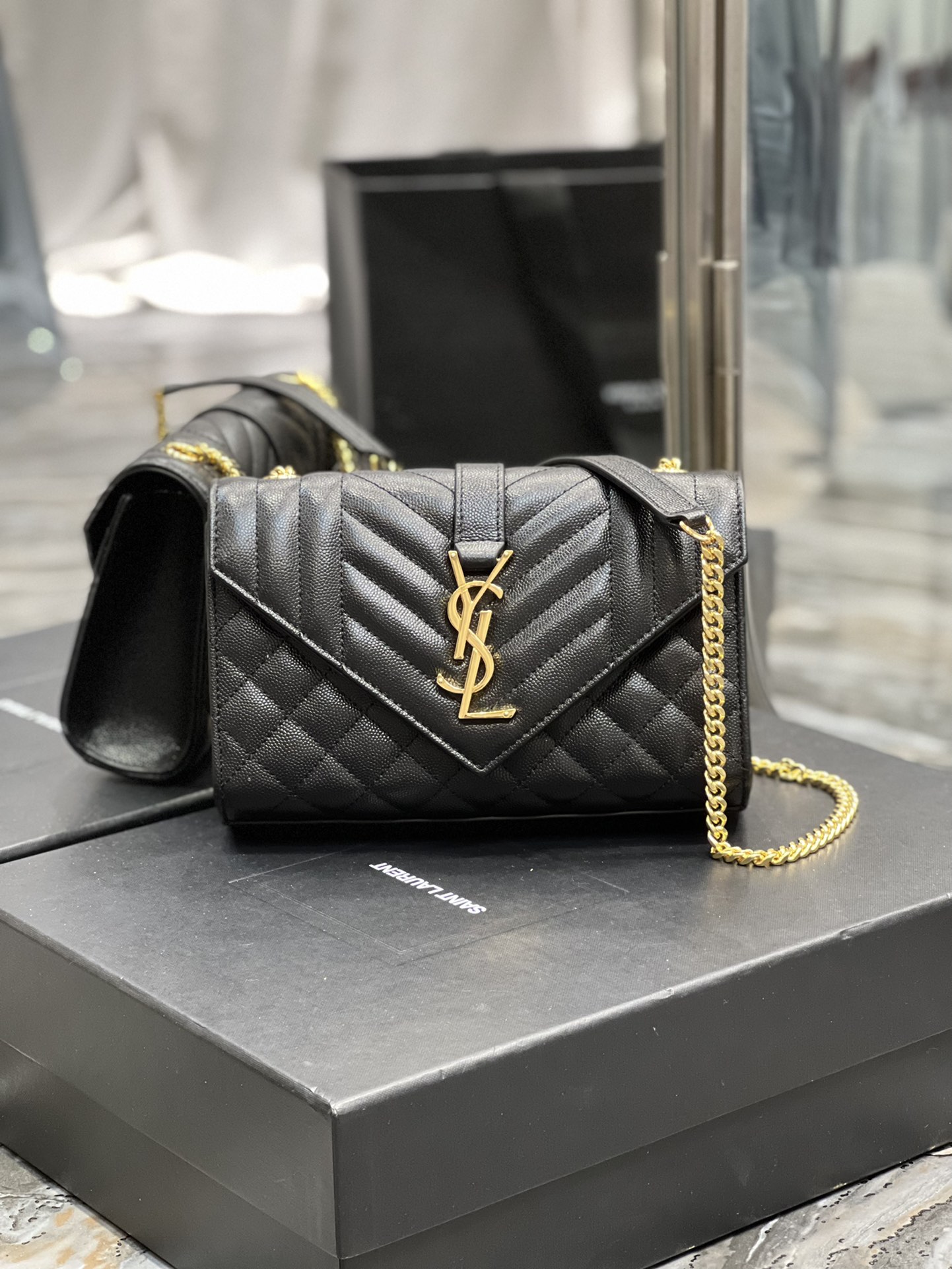 2022 cheap YSL envelope small chain bag in quilted grain de poudre embossed leather BLACK