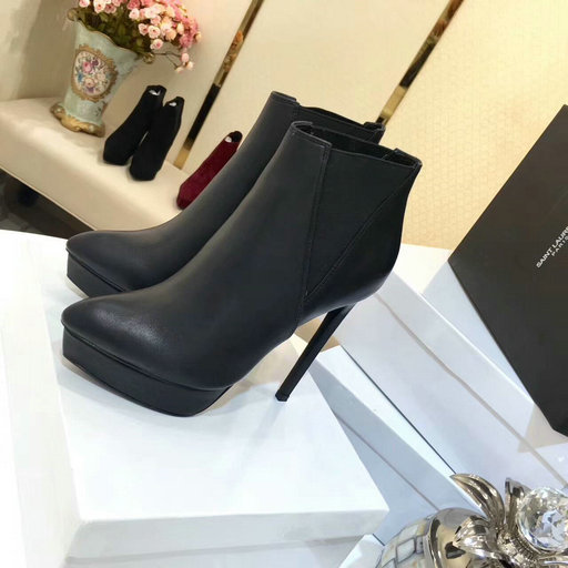 2017 New Saint Laurent Ankle Boot in Black Leather