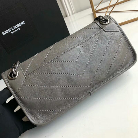 2018 S/S Saint Laurent Small Niki Chain Bag in Grey Vintage Crinkled Leather - Click Image to Close