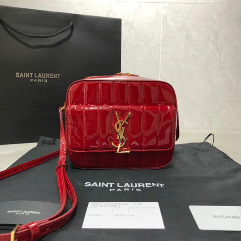 2019 Saint Laurent Vicky camera bag in red quilted patent leather