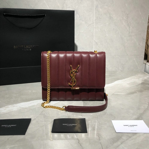 2019 Saint Laurent Vicky Chain Wallet in quilted lambskin leather