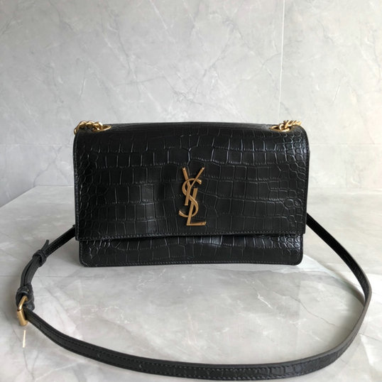 YSL 2015 Fashion Show Collection Outlet-Saint Laurent Clutch in Red ...