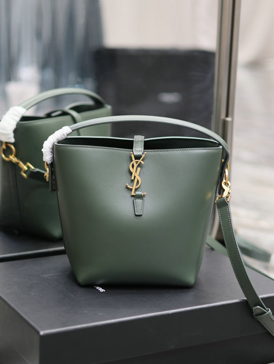 2023 cheap Saint Laurent Le 37 Small Bucket Bag in Vert Fonce Leather