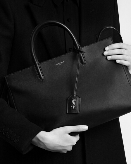 S/S 2015 Saint Laurent Collection Outlet-Saint Laurent Medium Cabas RIVE GAUCHE bag in Black Grained Leather - Click Image to Close