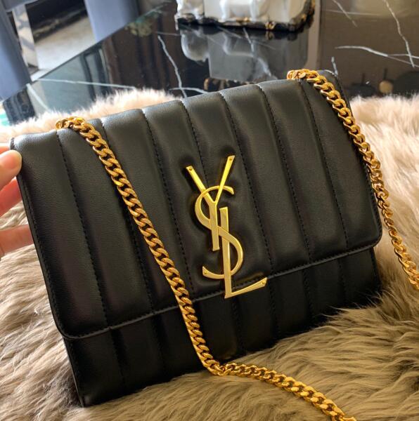 2018 S/S Saint Laurent Small Vicky Bag in Black Leather