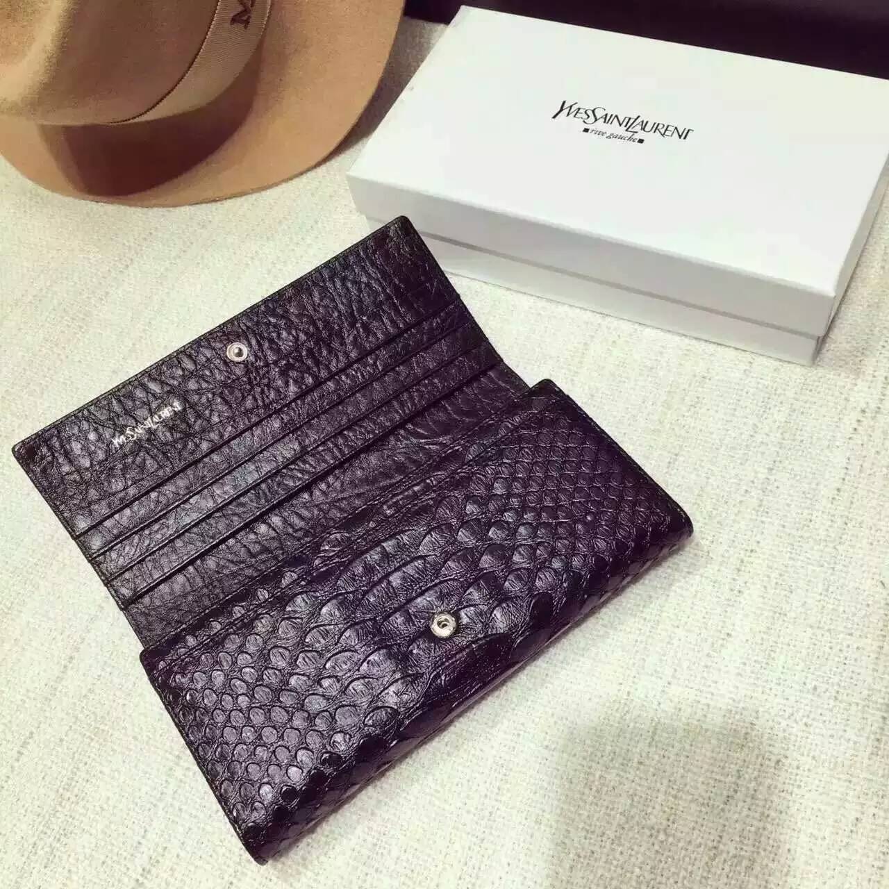 Limited Edition!2016 New Saint Laurent Small Leather Goods Cheap Sale-Saint Laurent Clutch in Black Python Embossed Leather - Click Image to Close