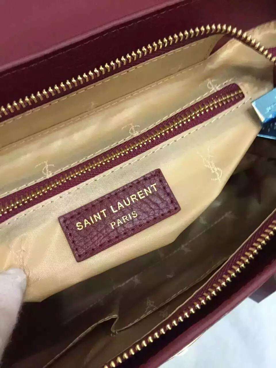 2016 Saint Laurent Bags Cheap Sale-Saint Laurent Shoulder Bag in Burgundy Crocodile Embossed Calfskin Leather - Click Image to Close