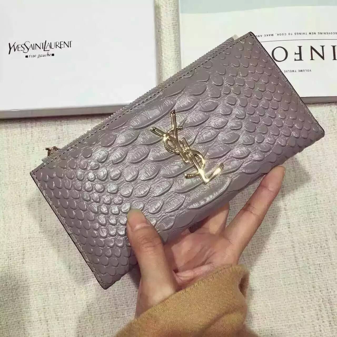 Limited Edition!2016 New Saint Laurent Small Leather Goods Cheap Sale-Saint Laurent Zippy Wallet in Grey Python Embossed Leather - Click Image to Close